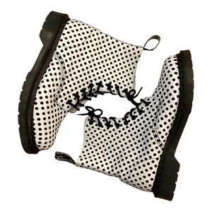 Dr. Martens Pascal Air Wair Polka Dot White and Black Leather Boots Size 9 EU 41